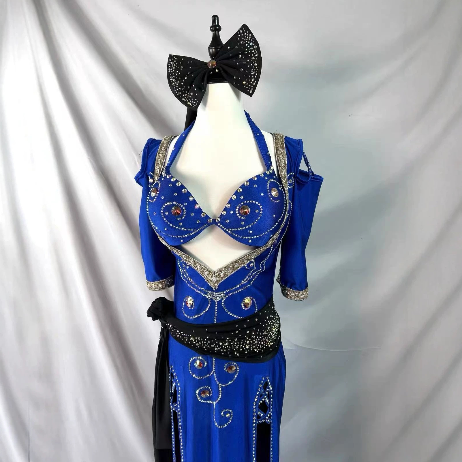 Cross-border exclusive supply of belly dance royal blue deep V robe, headscarf, belt, oriental dance baladi shabbi folk long robe