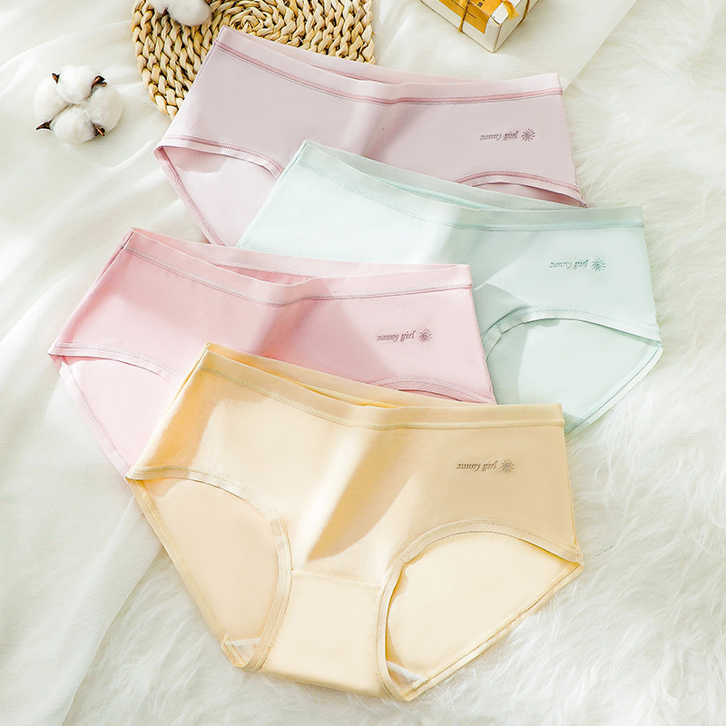 Seamless Pure Cotton Women's Underwear, Breathable, Comfortable, Flat and Delicate 50S Combed Cotton Briefs, High Elasticity and Fit at the Legs