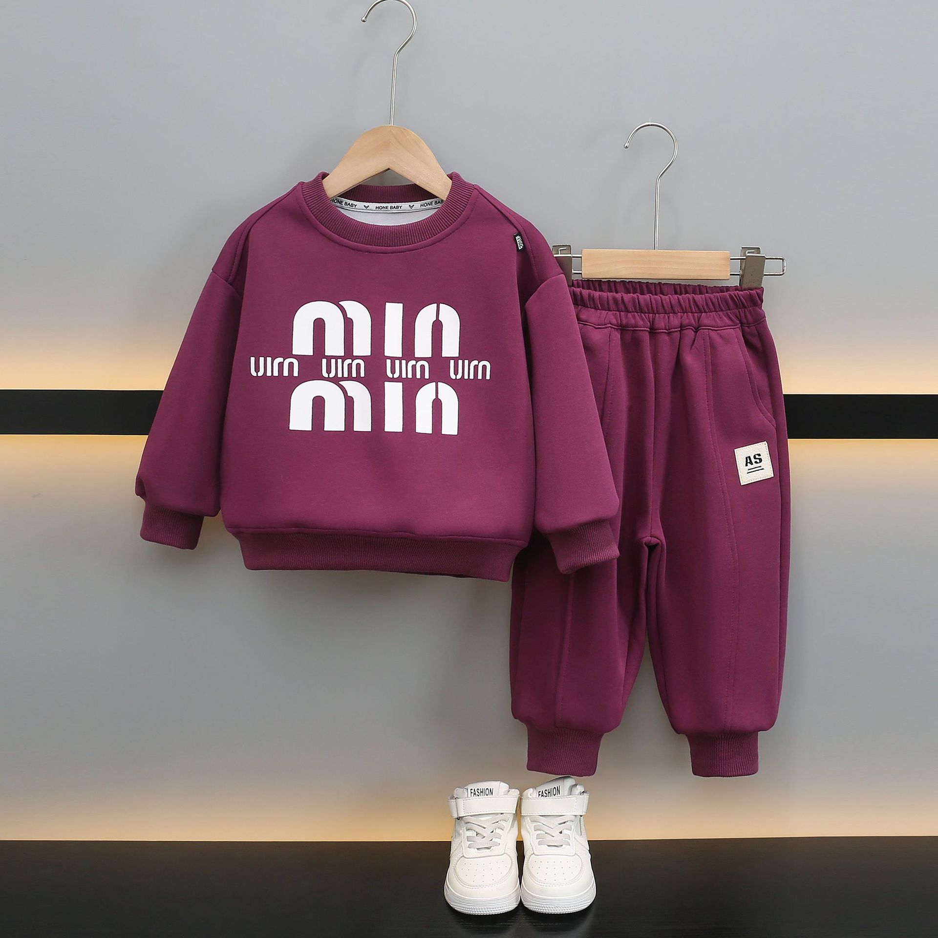 7076 ropa para niños traje para niños primavera y otoño 2025 nueva ropa de celebridades de Internet de moda para niños traje de dos piezas casual de primavera