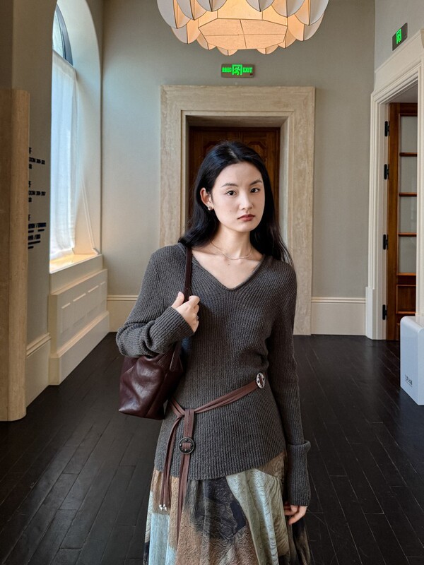 DIGM | 2025秋季废土风极简松弛感连帽修身针织衫毛衣女A3M017|undefined