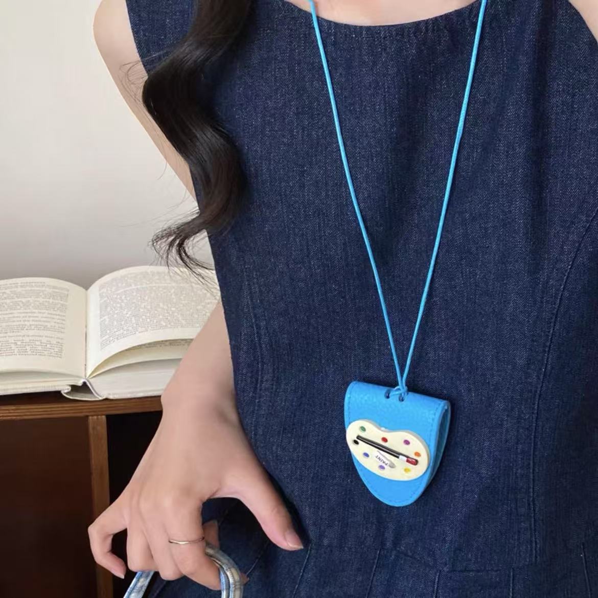 Cuero divertido lindo y divertido disco de pintura collar clip de gafas halter monedero largo bolso de almacenamiento portátil anti-pérdida