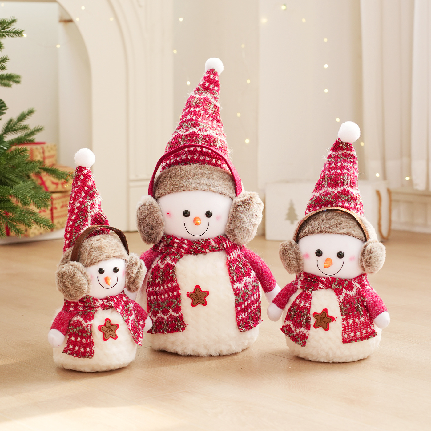 Nueva decoración de Navidad roja y blanca muñeca muñeca muñeca muñeca decoración tela espuma diseño de escritorio