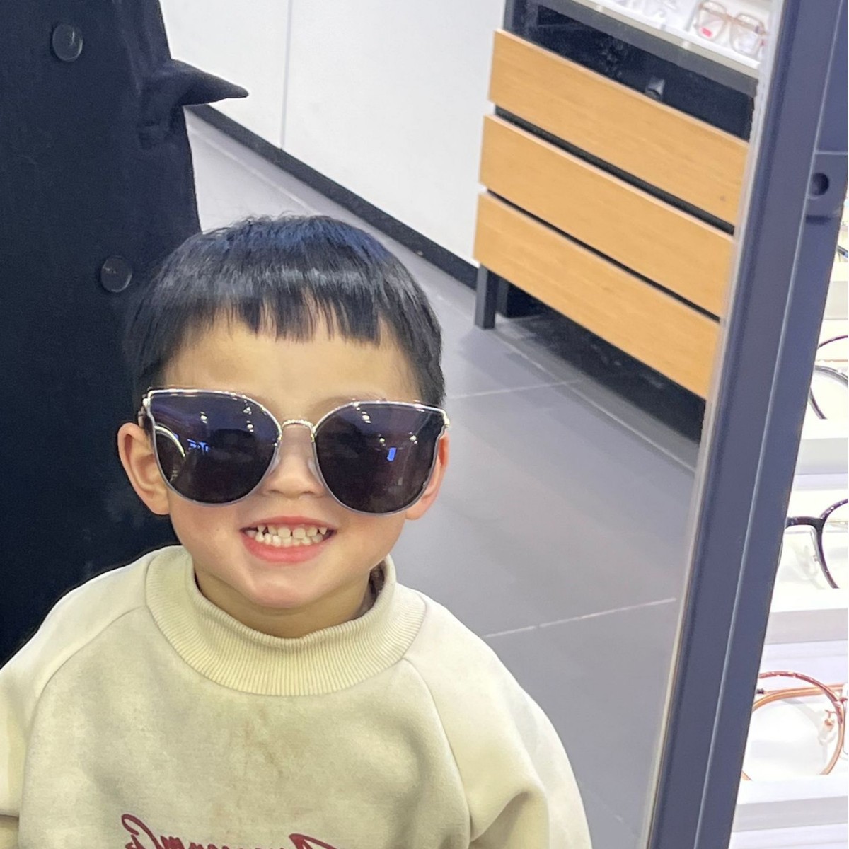 Girls' Slippers Summer Children's Sandals and Slippers Non-Slip Soft Bottom Indoor Home Children's Medium and Large Children's Boys Baby Girls