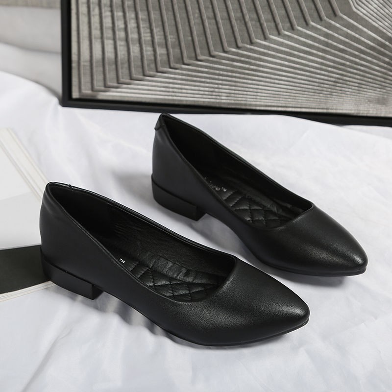 Zapatos planos de mujer con punta en pico para comercio exterior al por mayor, zapatos de trabajo de cuero suave con suela blanda, zapatos de mujer versátiles de tacón bajo.