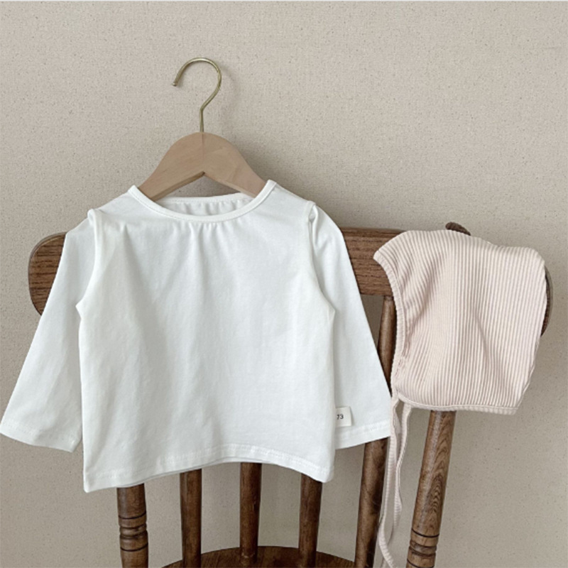 Ropa para niños japoneses y coreanos 2025 verano nuevo estilo delgado lindo color sólido para niños pequeños cuello redondo color sólido manga corta