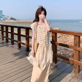 叠穿镂空罩衫吊带连衣裙两件套装女夏巨好看高级感海边度假沙滩裙