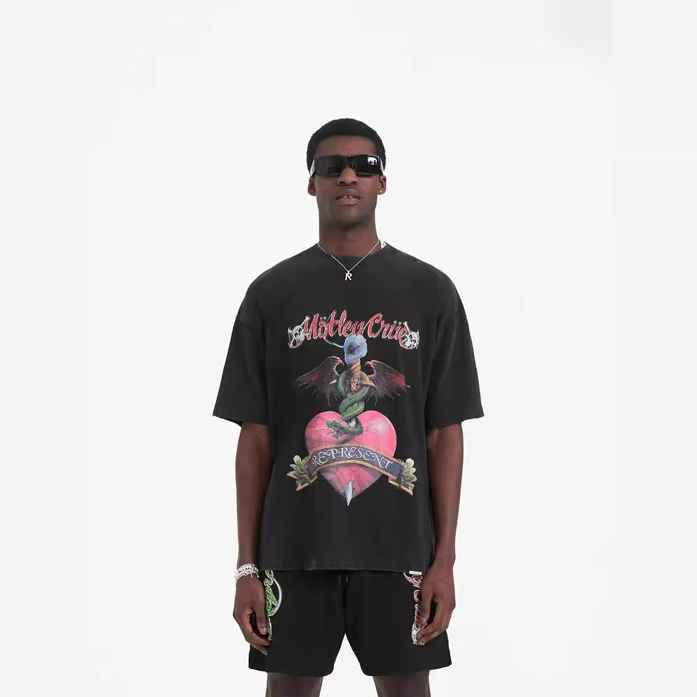 Camiseta de Algodón Lavada y Desgastada, Estilo Vintage con Doberman