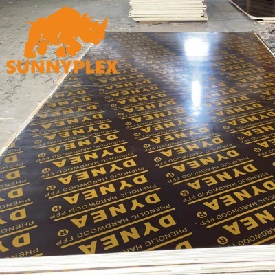 Plantilla de madera de construcción Tablero de ingeniería Impermeable y resistente al desgaste Tablero multicapa cuadrado de madera Tablero completo Tablero laminado Tablero contrachapado