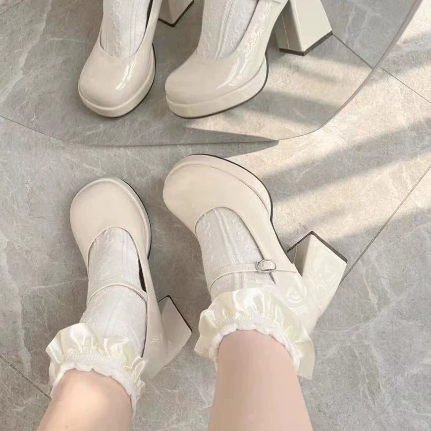 Женские туфли Мэри Джейн с круглой головой французский толстый каблок с юбкой с пряжкой на высоком каблуке белый темперамент одиночные туфли маленькие кожаные туфли