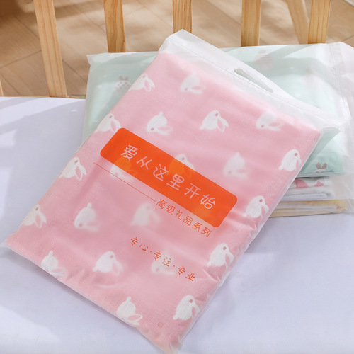 Baby bath towel, infant and toddler blanket, gauze quilt, pure cotton six-layer towel, gauze bath towel 110*110cm