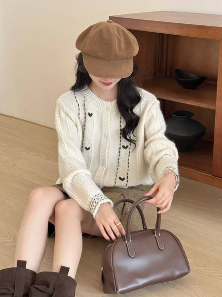 Cute autumn cardigan with a round collar