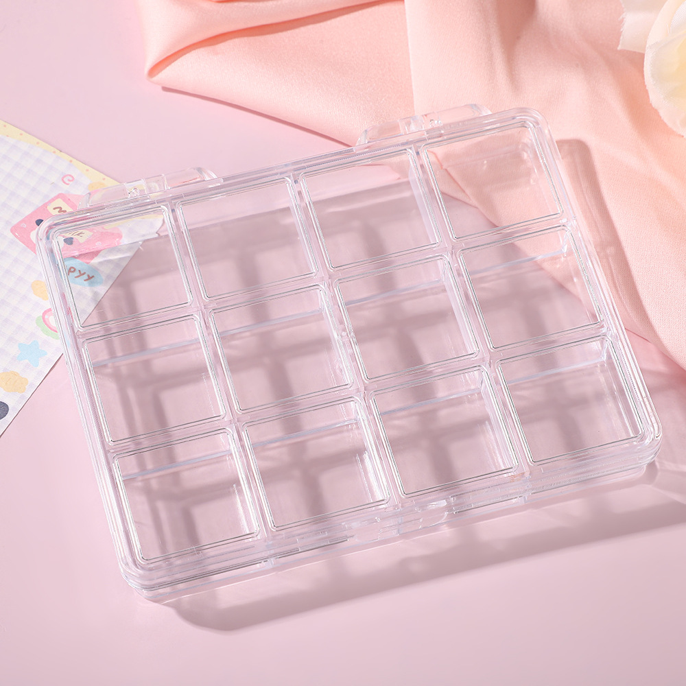Nueva caja de almacenamiento de joyería de manicuras animada protege PS caja de plástico 12 cuadrícula caja de embalaje de joyería de perlas sueltas