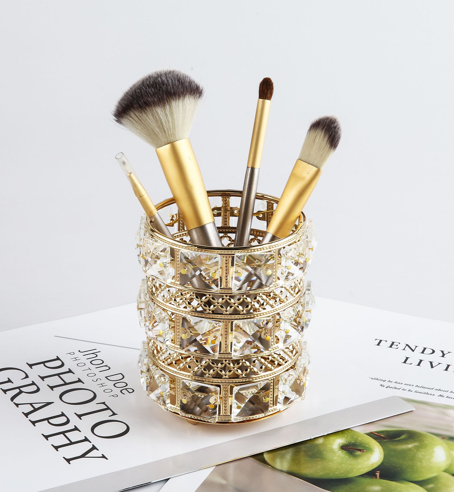 Makeup Brush Storage Cylinder 4