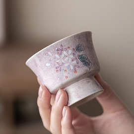 手绘绣球花茶杯陶瓷普洱茶主人品茗杯高颜值精致杯子女士专用送礼