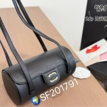 Jennie同款26P新款小香风水洗牛仔hobo菱格链条腋下法棍包口盖包