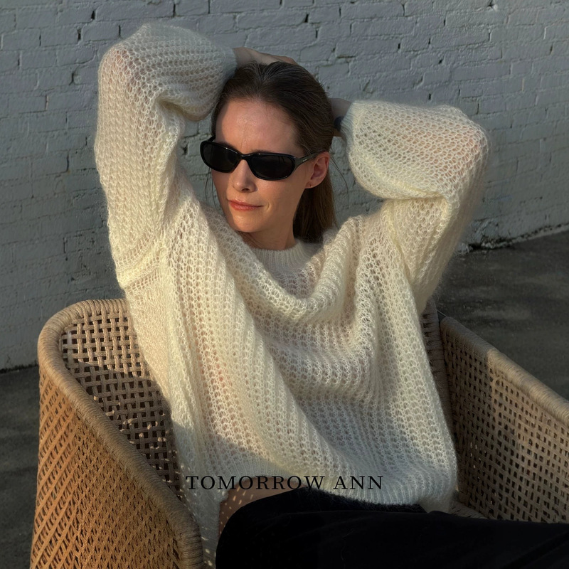 TOMORROWANN Mohair Yarn Hollow Pullover Sweater Relaxed Atmosphere Knit Top Autumn Style 11865 TOMORROWANN Mohair Yarn Hollow Pullover Sweater Relaxed Atmosphere Knit Top Autumn Style 11865