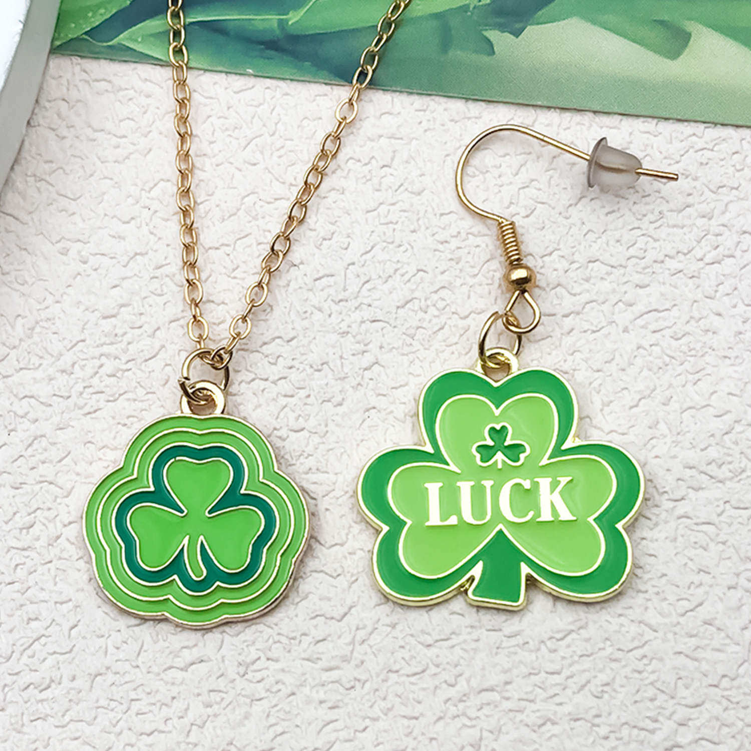 Irish clover DIY jewelry accessories, clover hats, Beer festival necklaces, pendants, keychains, small pendants pic 11