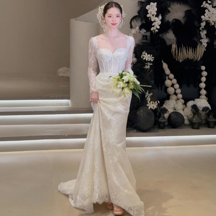 Lace Is Stunningly Beautiful, Ethereal Long-Sleeve Mermaid-Style Light Wedding Dress, High-End Bridal Gown with a Train, Engagement Dress, Morning Robe Dress Lace Is Stunningly Beautiful, Ethereal Long-Sleeve Mermaid-Style Light Wedding Dress, High-End Bridal Gown with a Train, Engagement Dress, Morning Robe Dress