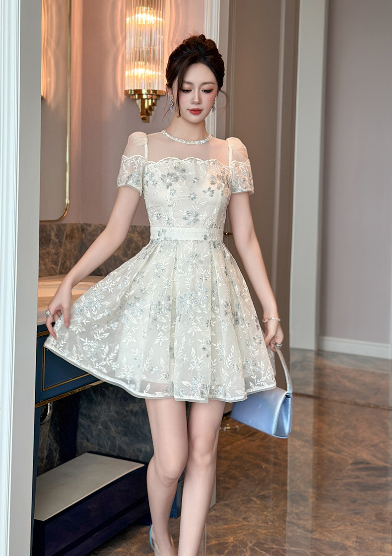 Váy đầm nữ cổ tròn phối lưới ren thêu sequin thắt eo — mơ chi tiết 1