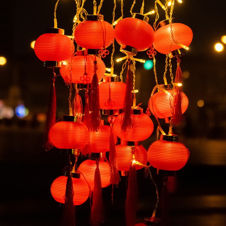 Día de Año Nuevo luminosa pequeña linterna cadena adornos pequeña cadena roja linterna decoración al aire libre balcón festivo nudo boda colgante