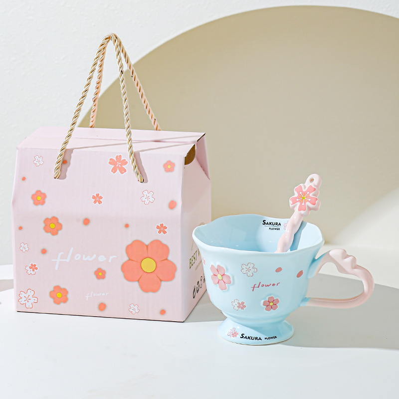 Tazas de cerezo de alto valor de cara, tazas de cerámica de oficina, tazas de agua, tazas de desayuno, tazas elegantes en línea