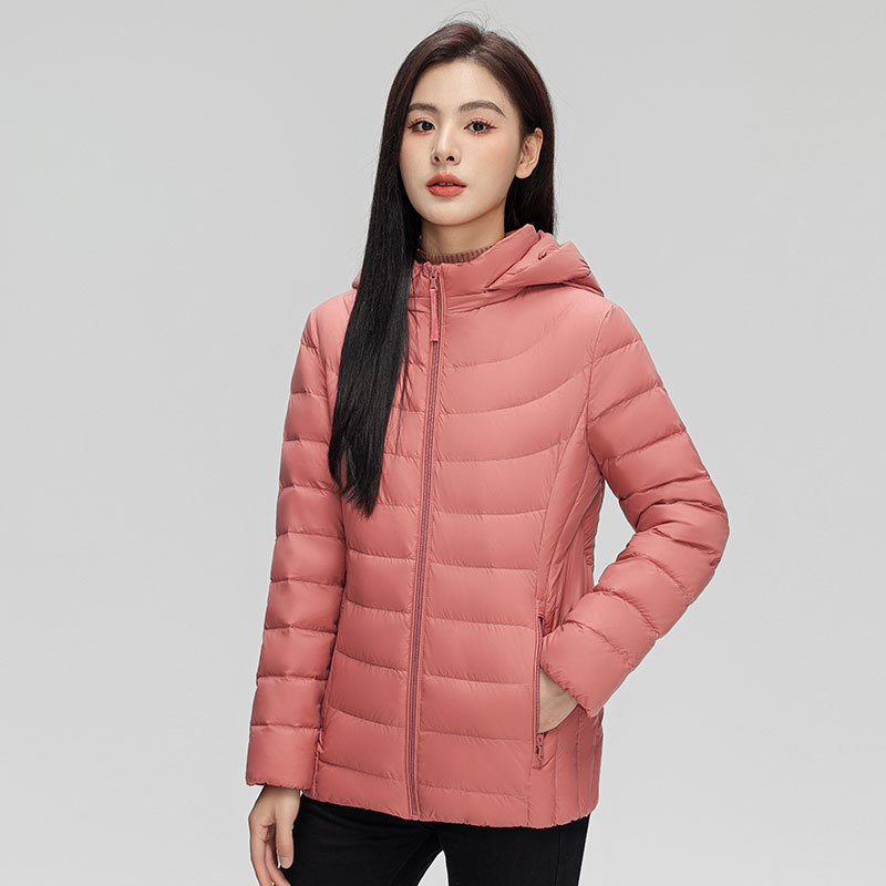 밝은 빨간색