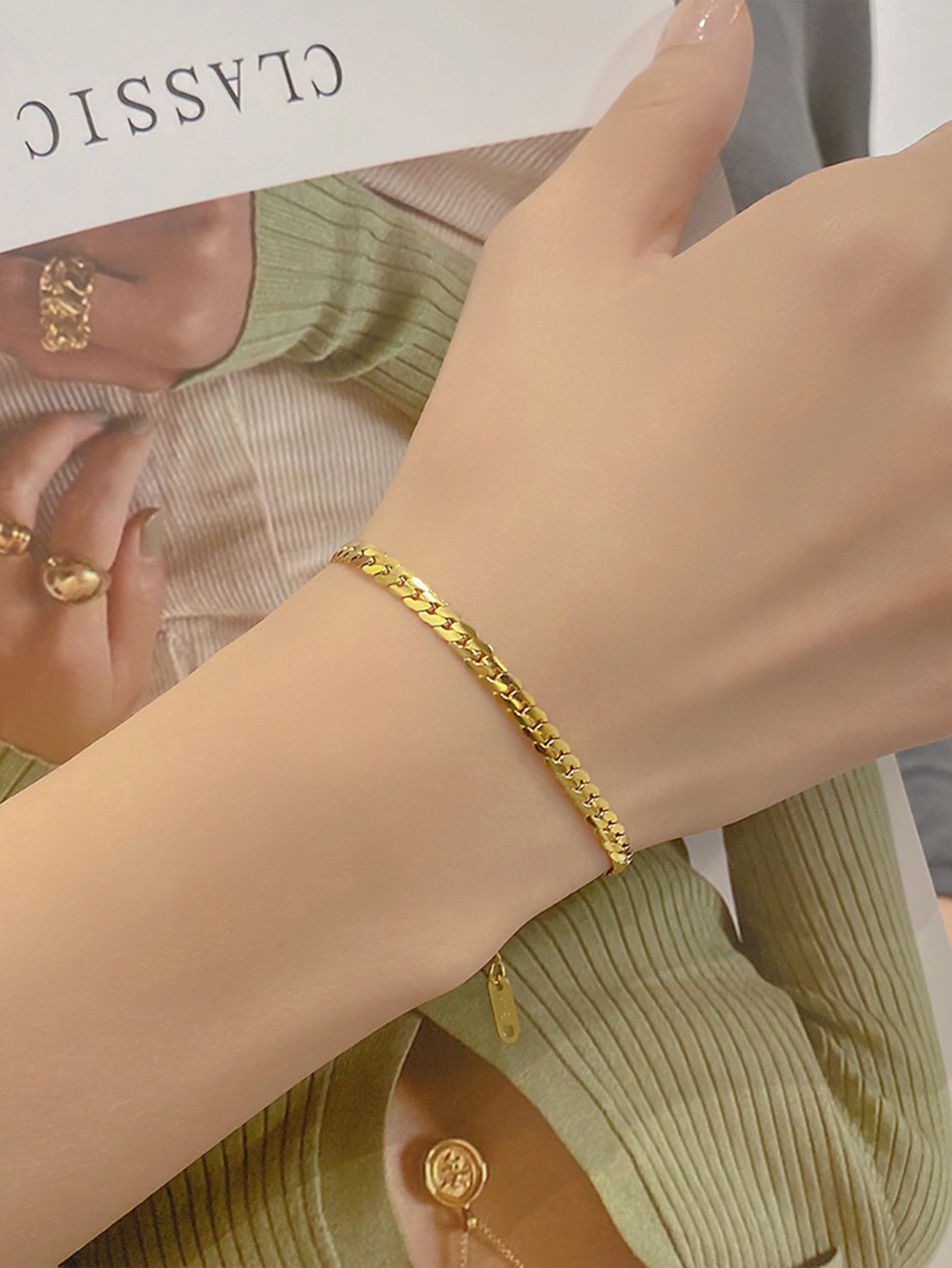 Casual, Outdoor, Daily Occasion Titanium Steel Material Titanium Steel Lady Modern Style Classic Style Plating Solid Color Grain Bracelets