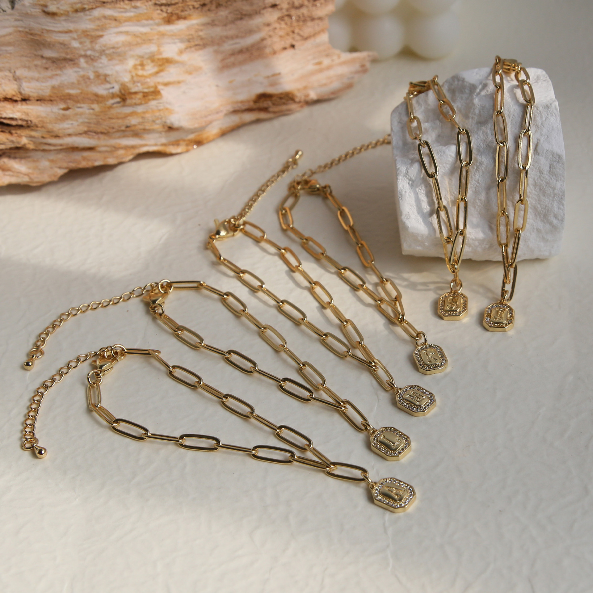 IG Style Simple Style Letter Brass Zircon Paperclip Chain Bracelets In Bulk display picture 4