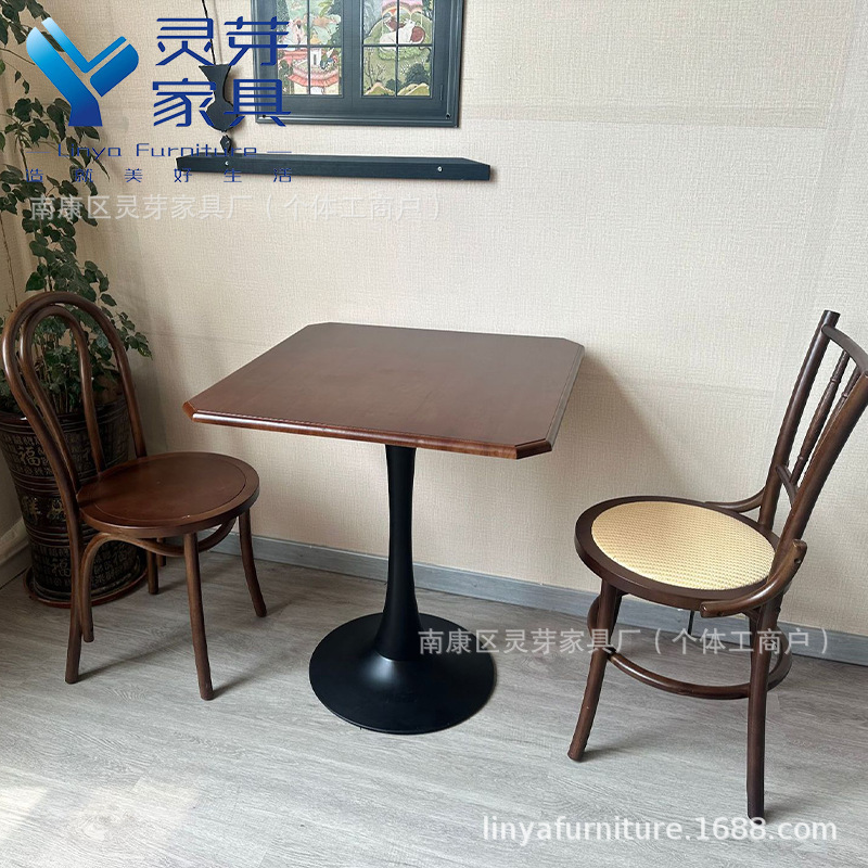 Mesas y sillas cuadradas de madera maciza retro americana combinación cafetería tienda de té con leche tienda de postres restaurante occidental barra de limpieza mesa comercial
