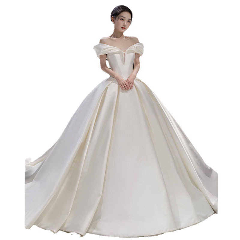 Vestido de novia de satén francés 2024 nuevo nupcial fuera del hombro simple Salida de banquete de boda de hilo Super Hada plisada entrega de una pieza image 6