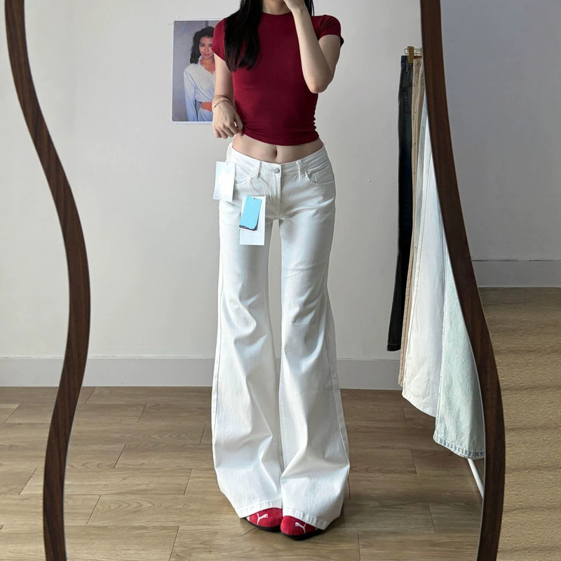 White Low-Waist Flared Jeans for Petite Women, 2026 Spring/Summer New Style, Slimming and Stain-Resistant
