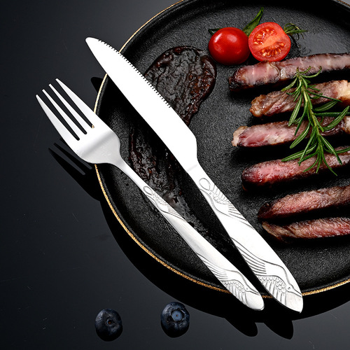 Engraved, Thickened Stainless Steel Cutlery Set - Spoons, Forks, and Knives with a Refined Vintage Design, Suitable for Western Cuisine, Including Steak Knives, Forks, and Soup Spoons, Wholesale