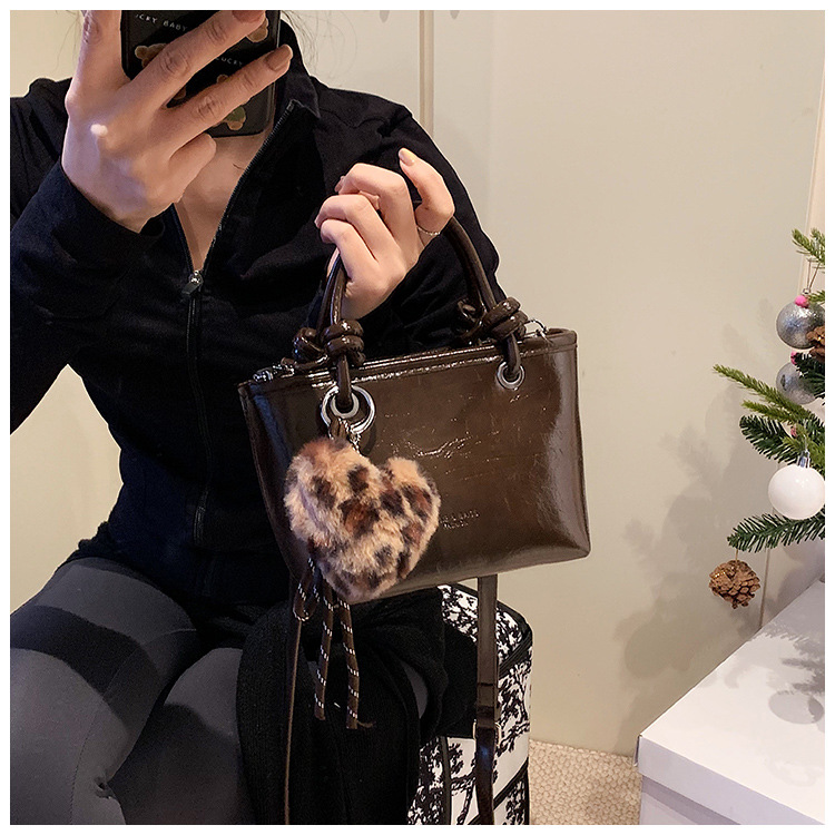 Transfronterizo mayorista otoño invierno retro bolso 2024 nueva moda pu bolso de cubo bolso de nicho universal bolso de mujer