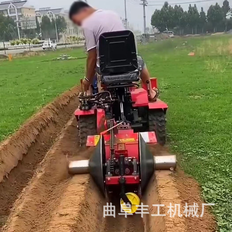 乘坐式履带旋耕机大棚履带草莓起垄机农田耕地小麦播种机犁地机