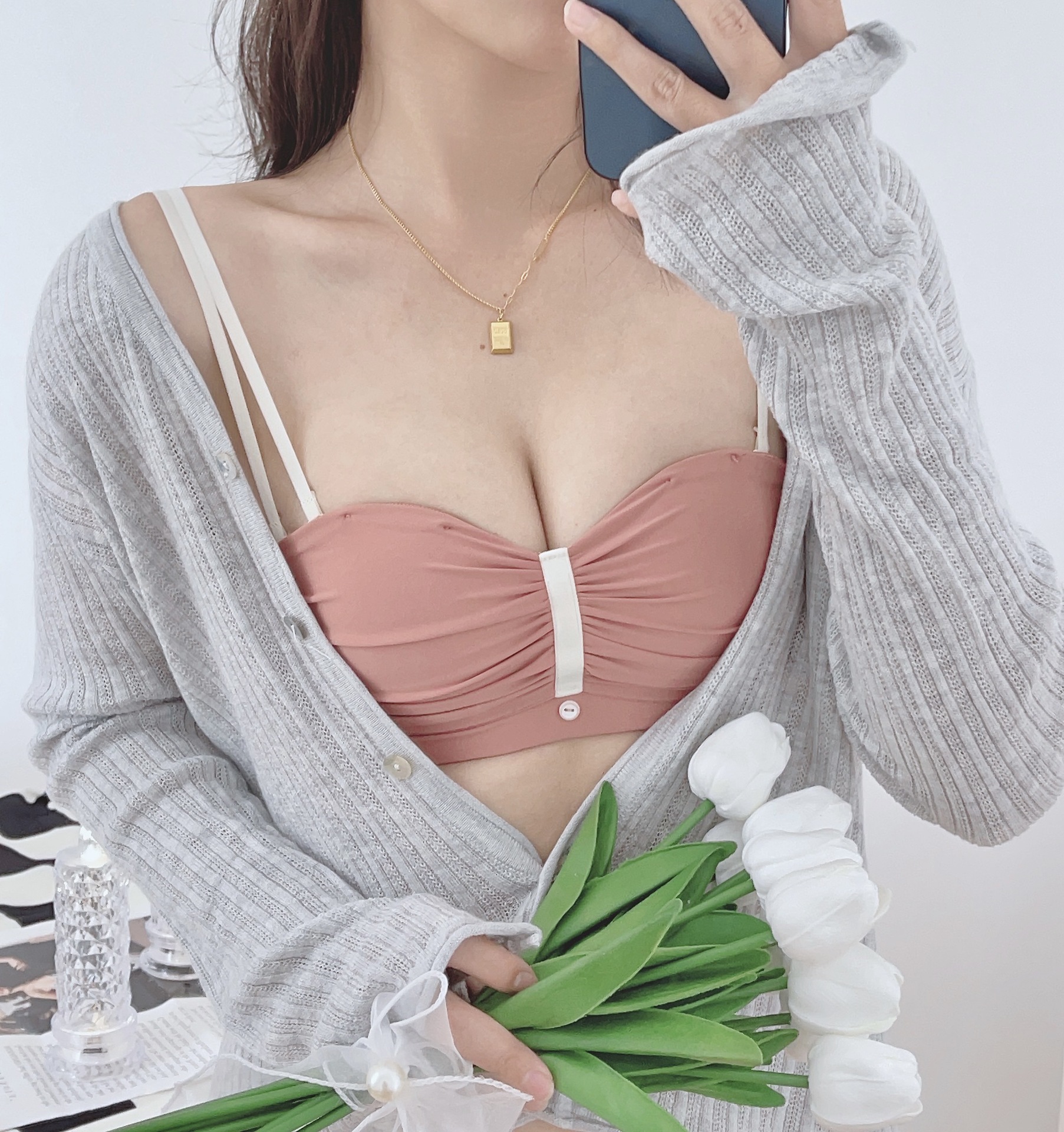 Ropa interior cómoda sin anillo de acero, pecho pequeño para niña, soporte superior, revestido lateral, sujetador de tubo fino antideslizante, sujetador invisible