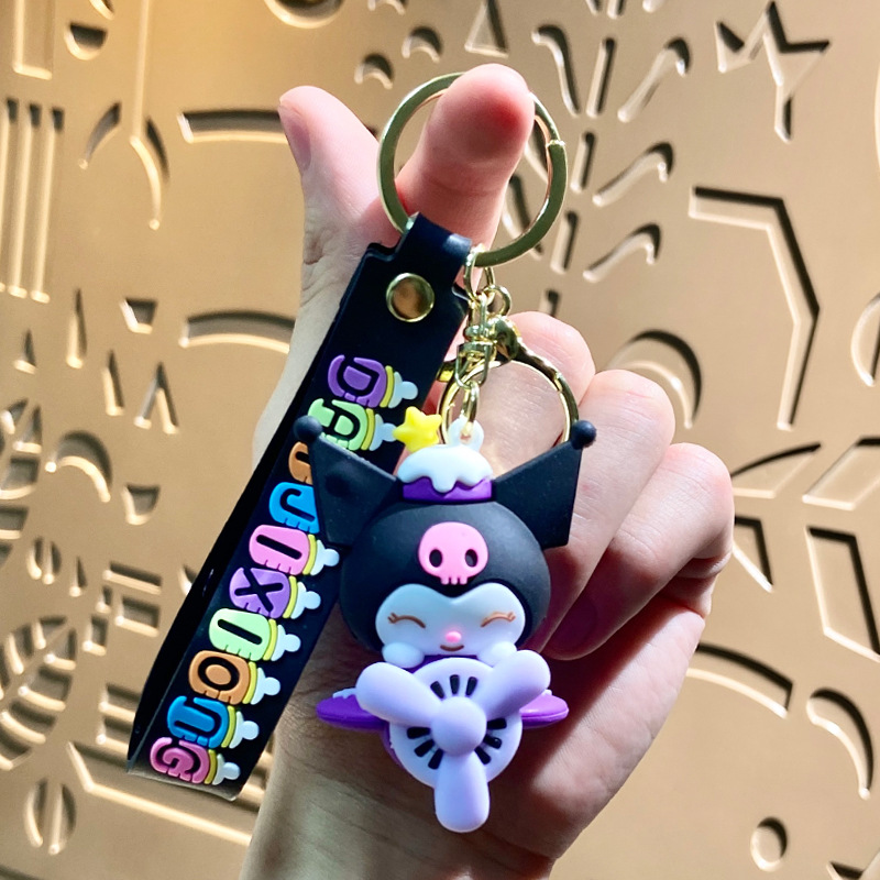 Llavero de dibujos animados de Sanrio con diseño de perro de orejas grandes, colgante, adorno de llavero de Kuromi, artículos pequeños, pequeño regalo