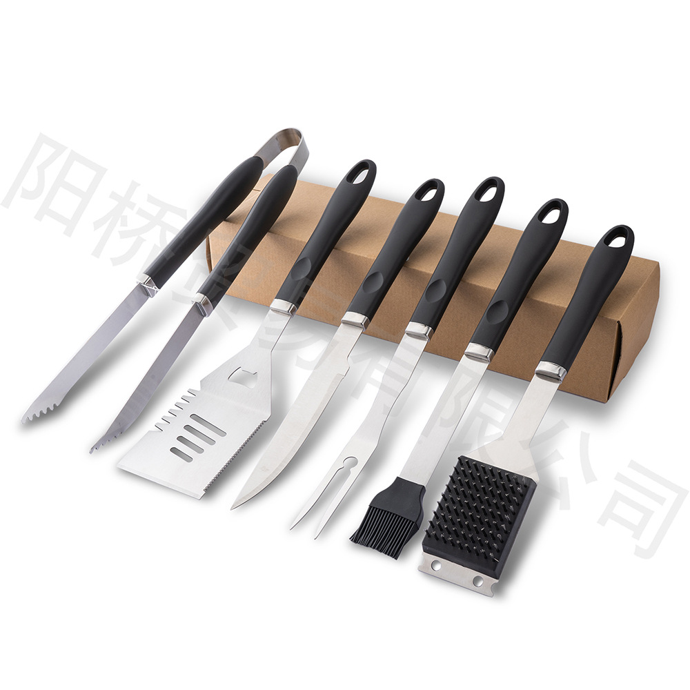 Fábrica directa Amazon camping BBQ combinado herramientas de barbacoa mango de plástico de acero inoxidable set de parrilla