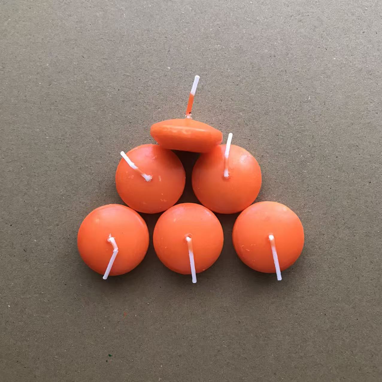 Spherical candle for St. Valentine's Day 4