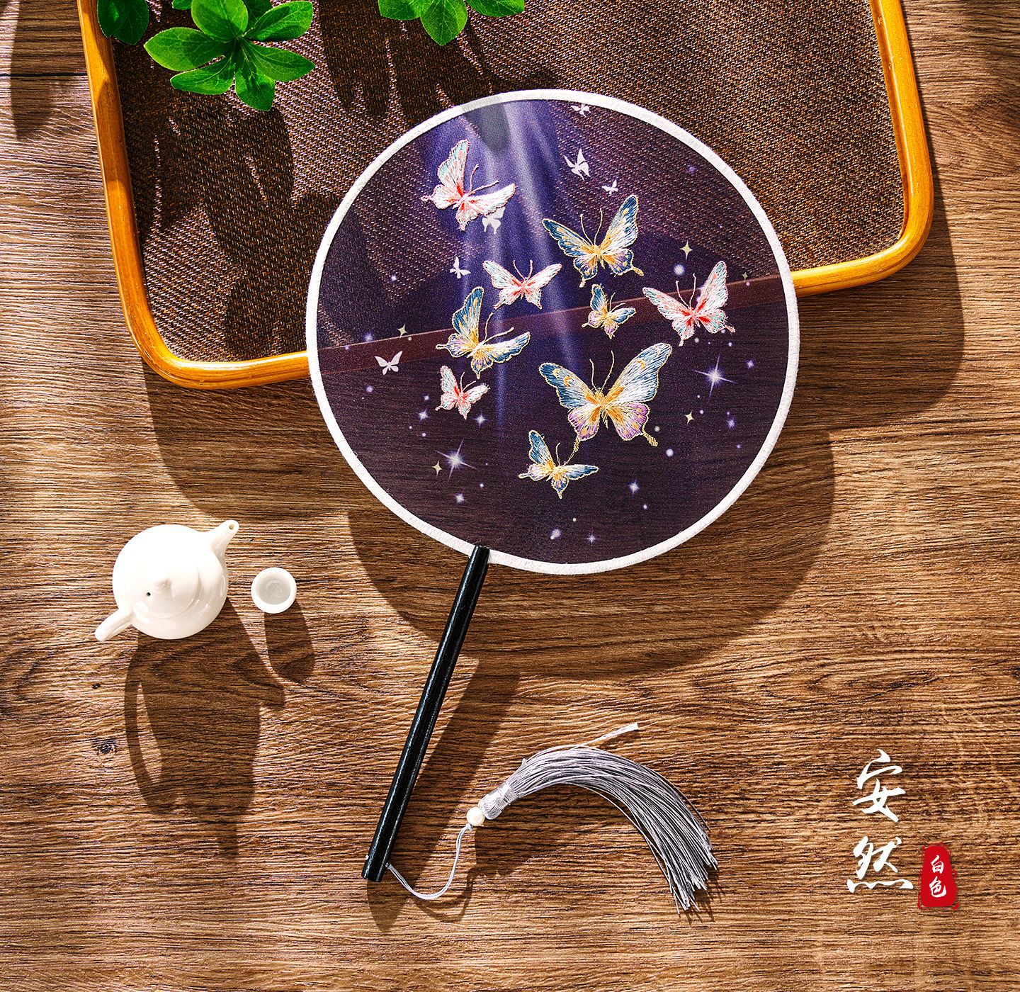 Abanico de grupo Bordado de estilo antiguo Abanico clásico Bordado de estilo chino Fairy Qi Mujer Hanfu Cheongsam Traje antiguo Abanico de baile pequeño de verano