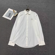 25春夏新款胸前logo徽章刺绣纯色翻领棉质长袖休闲衬衫衬衣男女款