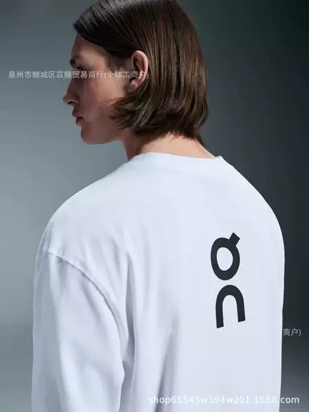 Minimalist long-sleeve sports T-shirt, unisex, loose fit, basic pure cotton, suitable for running and casual wear