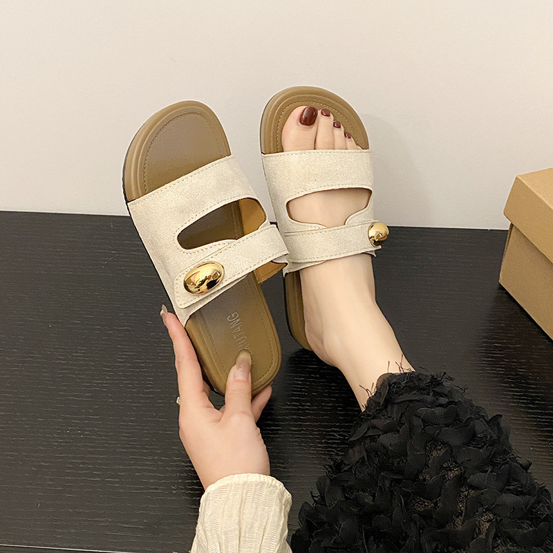 2026 Summer Women's Sandals Korean Style Adjustable Buckle Versatile Outdoor Wear New Flat Beach Non-Slip Slip-On Sandals