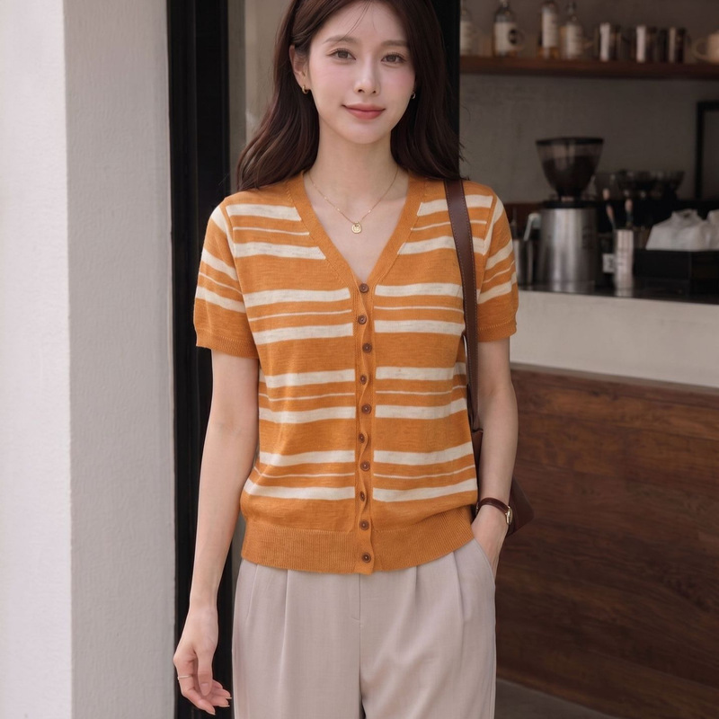 Summer New Women's Knit Cardigan Short-Sleeve Cool Silk V-Neck Twist Button Thin Breathable High-End Style Top Ins Summer New Women's Knit Cardigan Short-Sleeve Cool Silk V-Neck Twist Button Thin Breathable High-End Style Top Ins