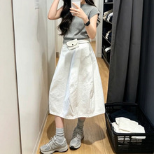 ��ϵ����ootd����һ����2026�¿��ɫ��������Ů�ļ�����ȹ����װ
