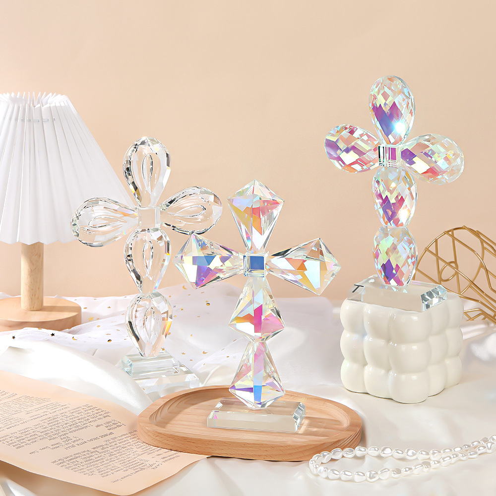 新款欧式水晶工艺品创意家具精品幻彩十字架玻璃烛台酒店客厅摆件