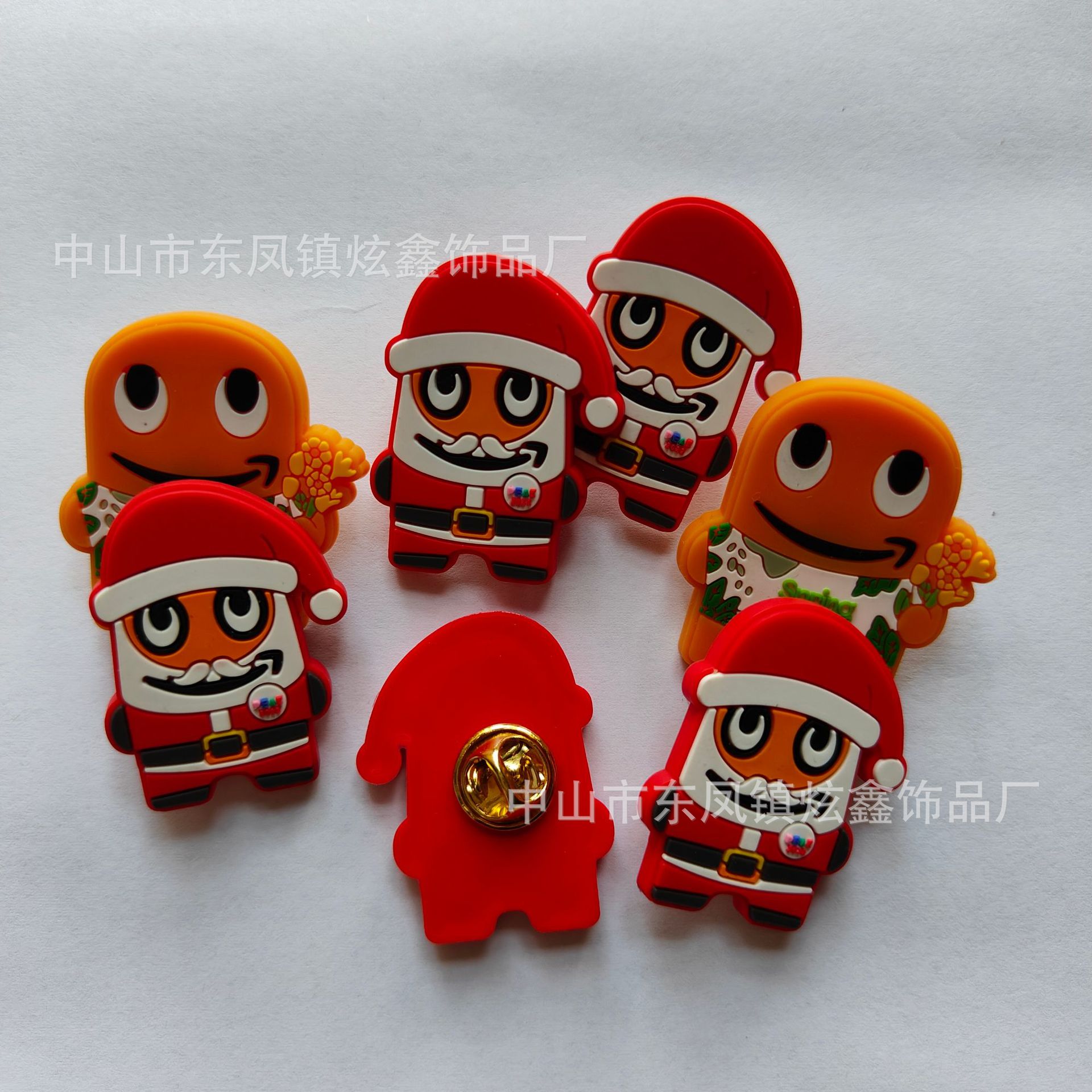 卡通PVC软胶蝴蝶胸针刺马针蝴蝶帽滴胶胸章创意PVC软胶证章胸针