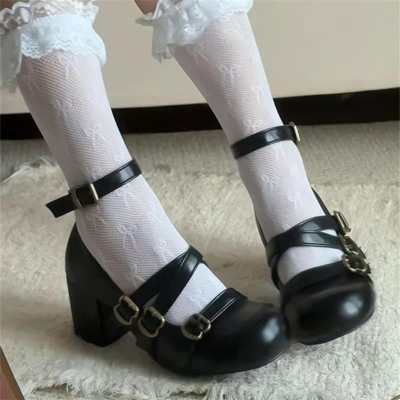Retro negro francés tacones gruesos zapatos de una sola mujer 2026 nueva primavera con falda universal aumento de altura zapatos mary-zhen