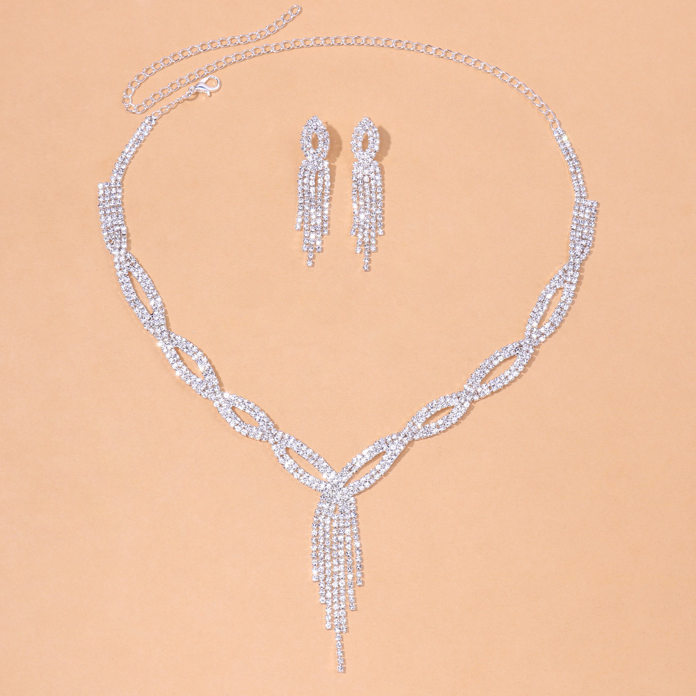 Europa y América Venta caliente simple joyería de dos piezas accesorios vestido versátil nupcial rhinestone cadena conjunto de joyas