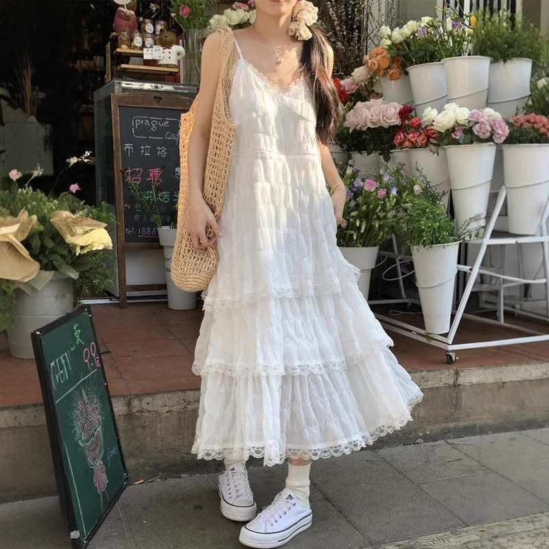 Sweet Age-Reducing White French Sling dress Women's Spring Vacation Style Loose Cake Long Skirt for Small People
