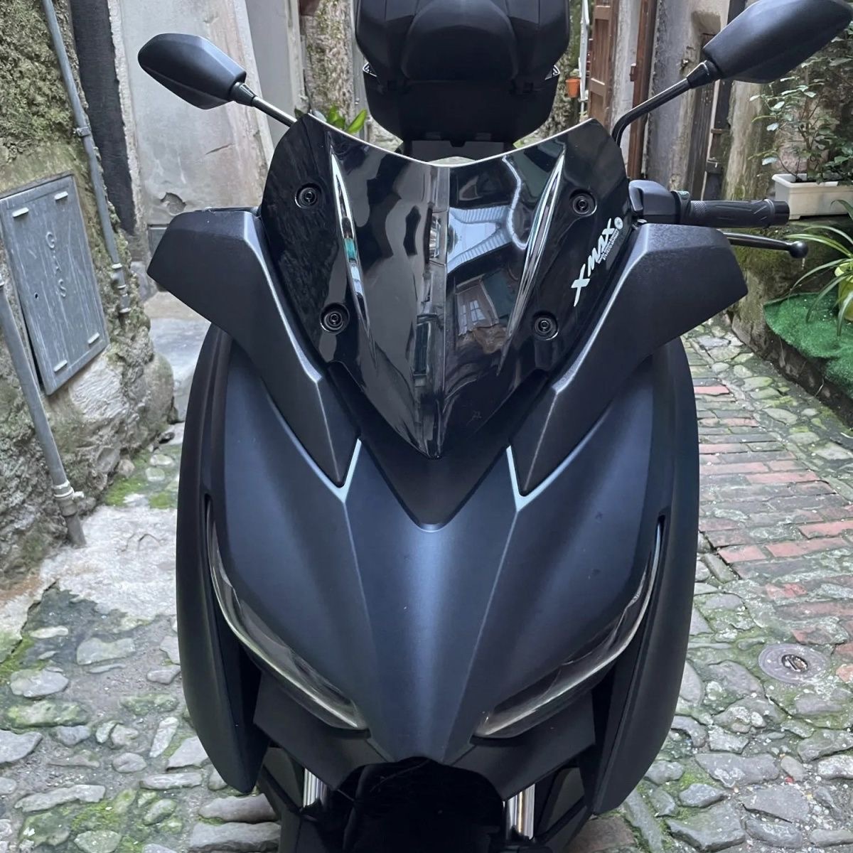 Suitable for 17-22 Models of Yamaha Xmax300 Modified Original Sports-Style Front Windshield Accessories